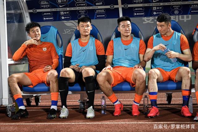 巴萨的引援策略：为何坎塞洛成了绝对首要目标？
